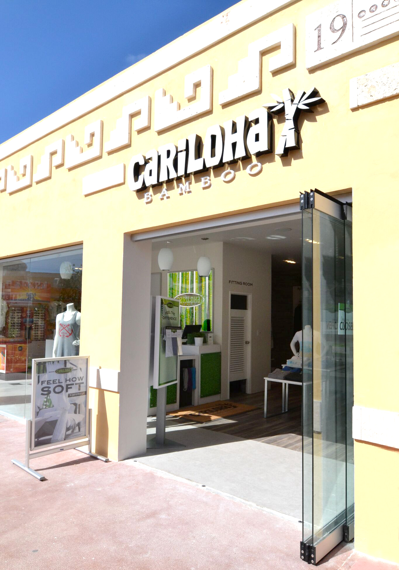 cariloha-international-pier-cozumel-store-front
