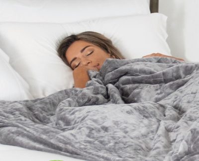 Glamour Spotlights Cariloha Weighted Blanket for Deepest Sleep