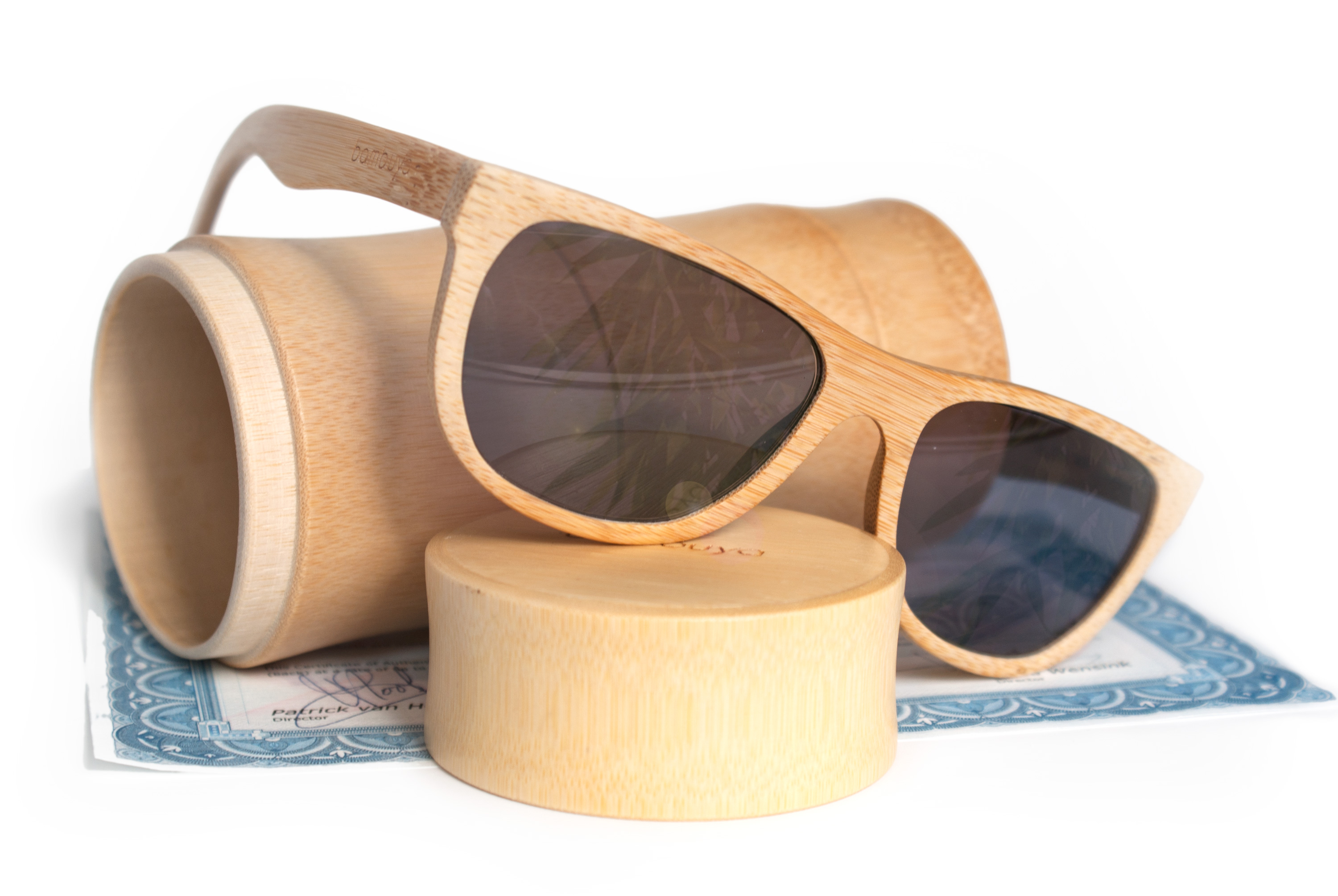 Paruchute Bamboo Sunglasses